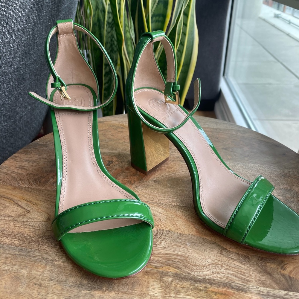 NWOT Tory Burch Cecile Sandal